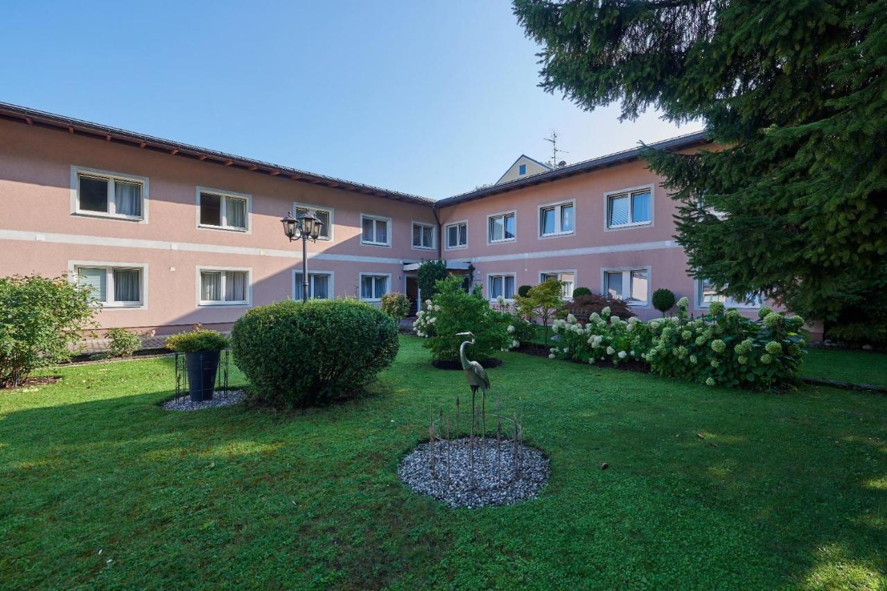 Hotel Ganslhof - Adults Only Salzburg Ngoại thất bức ảnh